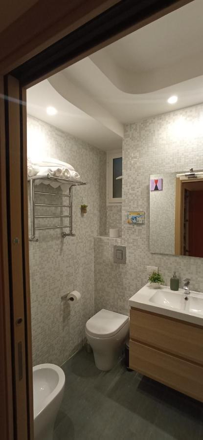 Il Giardino Di Nonna Pina Apartment Napoli Bagian luar foto