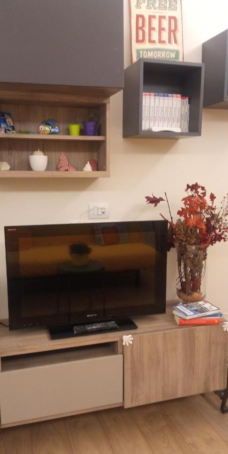 Il Giardino Di Nonna Pina Apartment Napoli Bagian luar foto